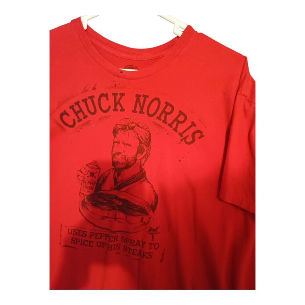 Chuck Norris Uses Pepper Spray To Spice Up His Steaks Red Men's 2XL Tee Shirt - Picture 4 of 12